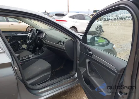 2021 Volkswagen Jetta 1.4T R-Line/1.4T S z USA, uszkodzony, nr VIN 3VWN57BU2MM041357